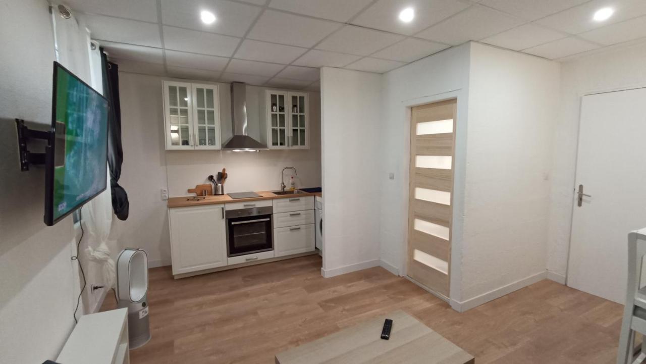 Studio Neuf Climatise Centre Ville #5 Toulon Dış mekan fotoğraf